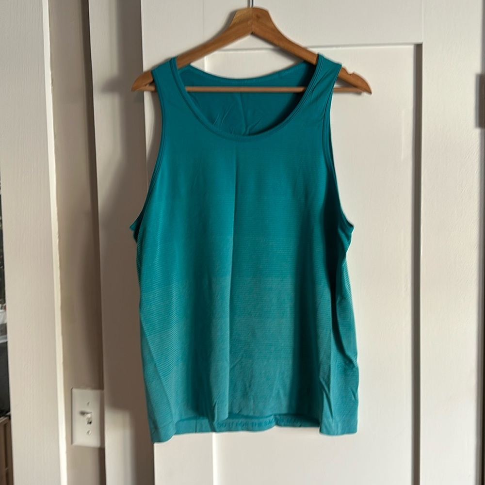 Metal vent tank top